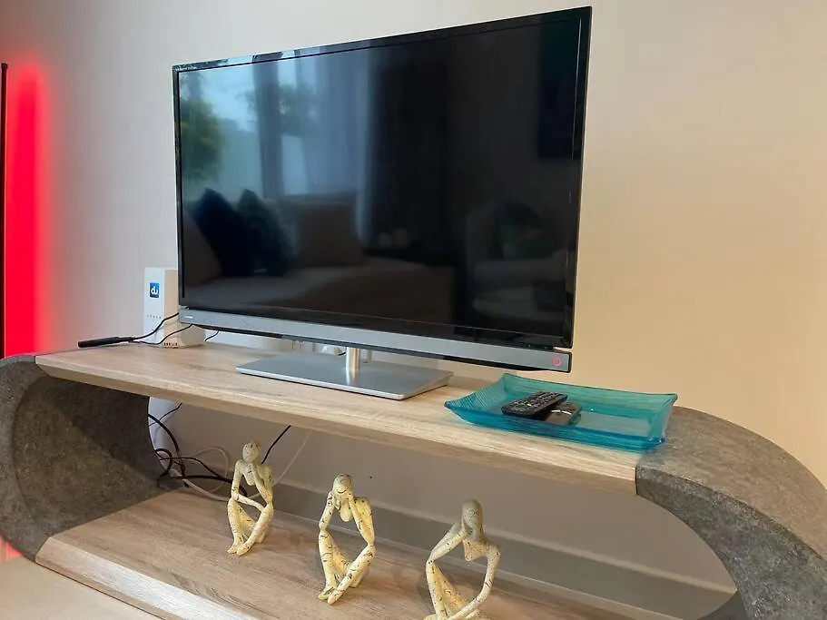 Ashri Hh Bright Apt-Damac Hills2 Dubai Apartment